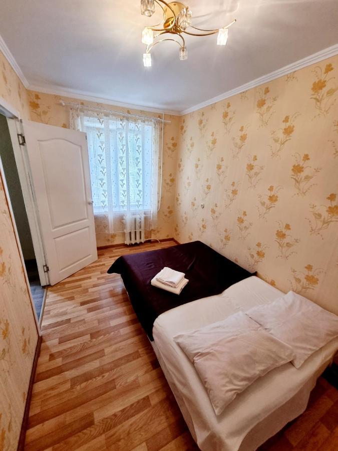2-Кімнатна Квартира У Центрі На Олександра Поля, Шпиталь, 16Лікарня Dnipro Exterior photo